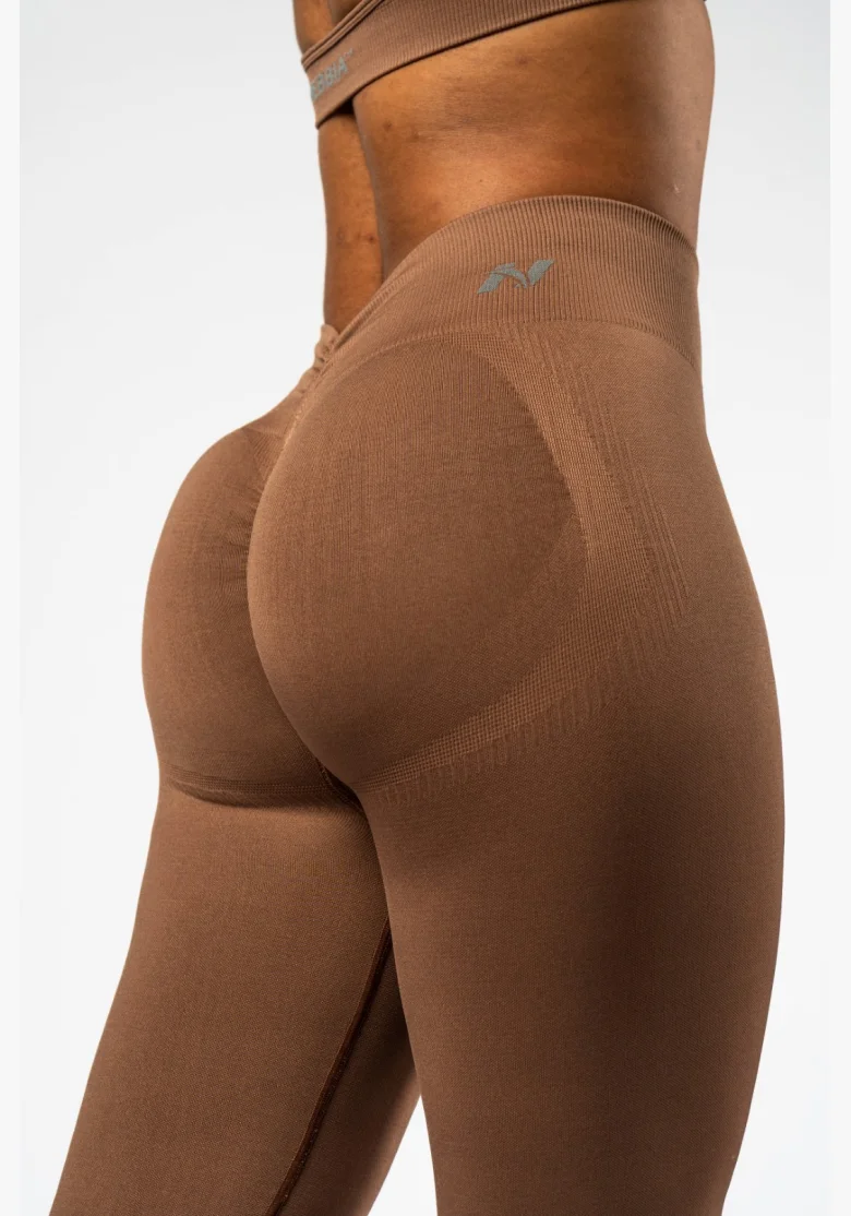 NEBBIA • NEBBIA Bezešvé legíny s vysokým pasem MAXIMUM PUSH-UP hnědé • Nebshop.cz