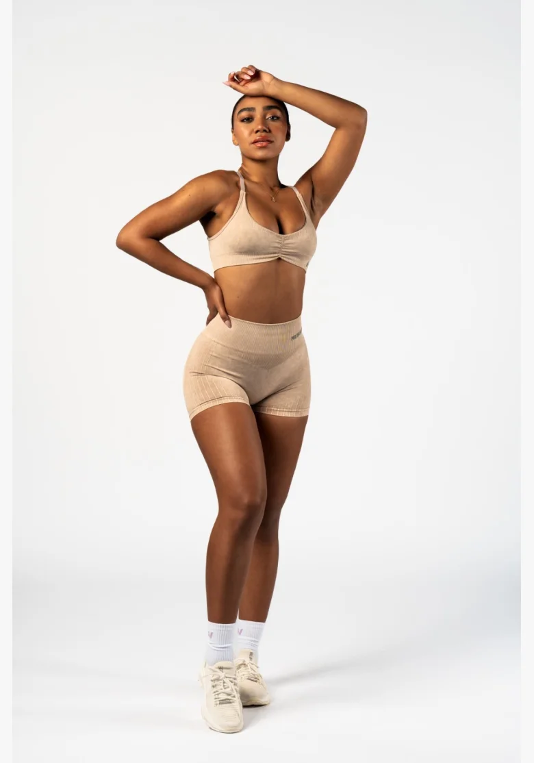 NEBBIA • NEBBIA Bezešvé push-up šortky s vysokým pasem TOTALLY SEAMLESS krémové • Nebshop.cz