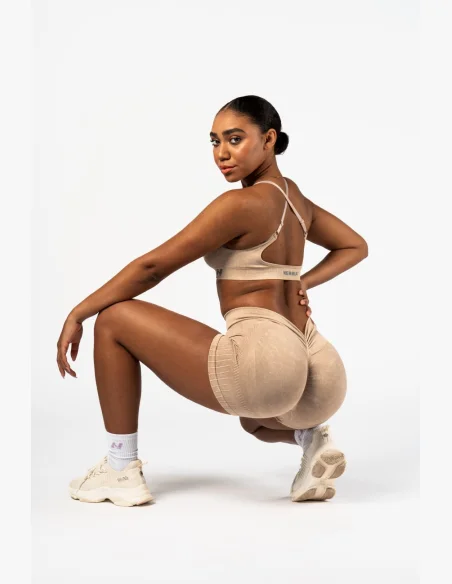 NEBBIA • NEBBIA Bezešvé push-up šortky s vysokým pasem TOTALLY SEAMLESS krémové • Nebshop.cz