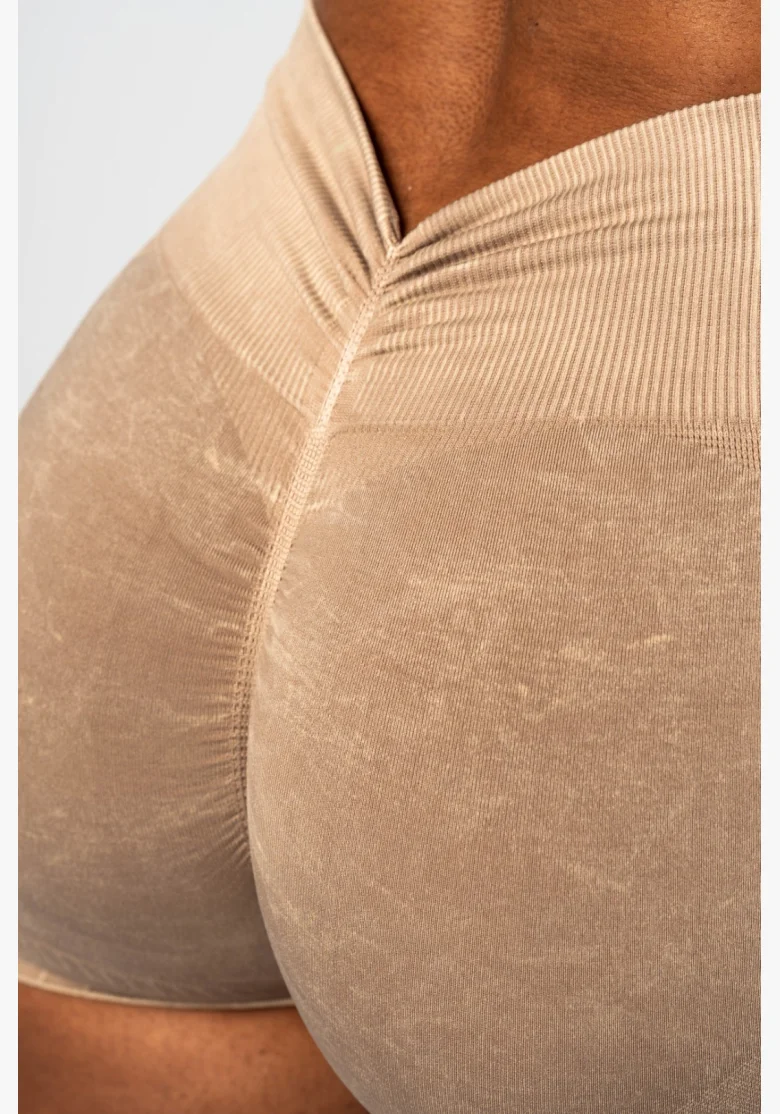 NEBBIA • NEBBIA Bezešvé push-up šortky s vysokým pasem TOTALLY SEAMLESS krémové • Nebshop.cz