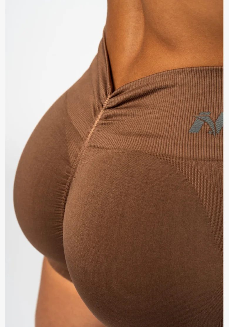 NEBBIA • NEBBIA Bezešvé push-up šortky s vysokým pasem TOTALLY SEAMLESS hnědé • Nebshop.cz