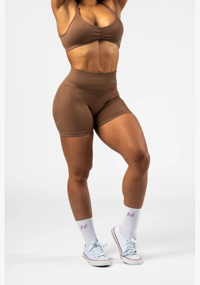 NEBBIA • NEBBIA Bezešvé push-up šortky s vysokým pasem TOTALLY SEAMLESS hnědé • Nebshop.cz