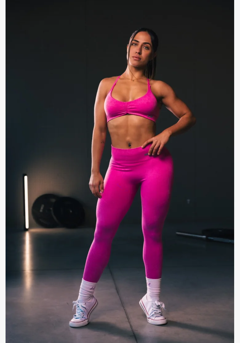 NEBBIA • NEBBIA Sportovní podprsenka se střední oporou  TOTALLY SEAMLESS růžová • Nebshop.cz