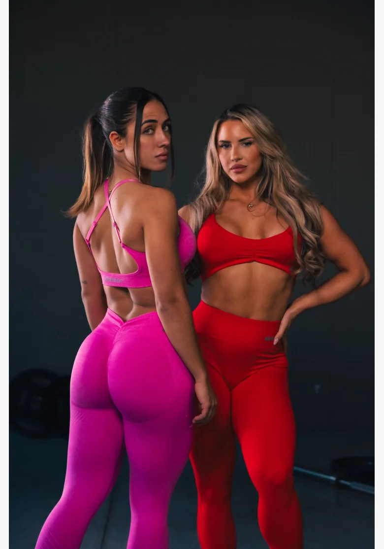 NEBBIA • NEBBIA Sportovní podprsenka se střední oporou  TOTALLY SEAMLESS růžová • Nebshop.cz