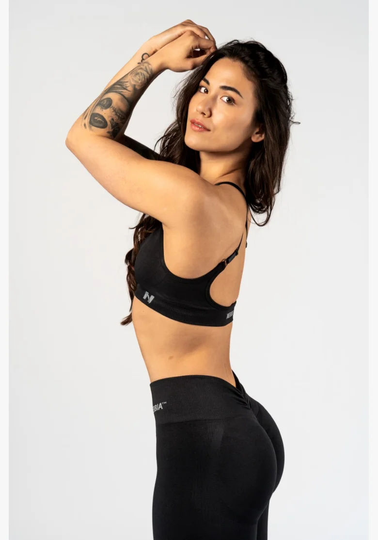 NEBBIA • NEBBIA Sportovní podprsenka se střední oporou  TOTALLY SEAMLESS černá • Nebshop.cz