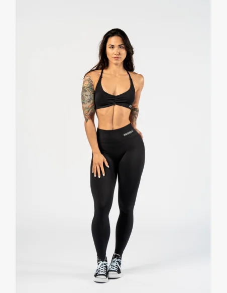 NEBBIA • NEBBIA Sportovní podprsenka se střední oporou  TOTALLY SEAMLESS černá • Nebshop.cz