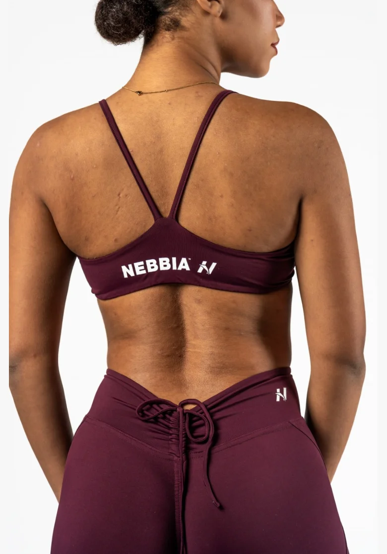 NEBBIA • NEBBIA Sportovní podprsenka se střední oporou TWIST-KNOT bordová • Nebshop.cz