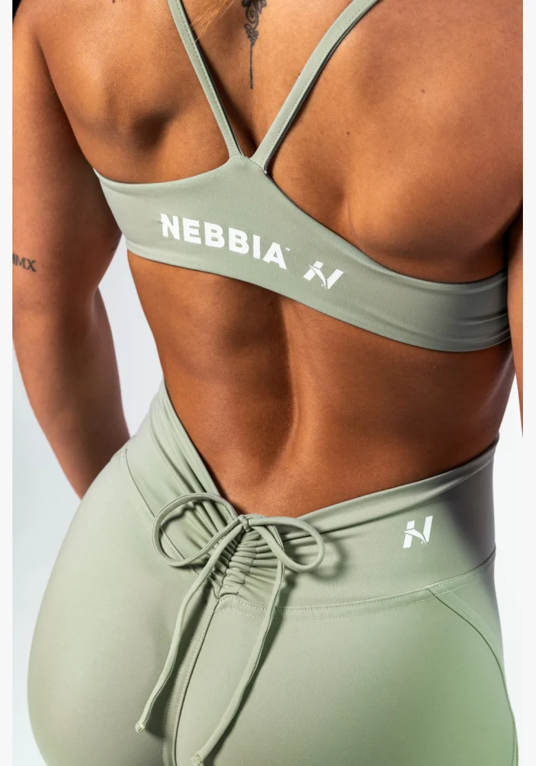 NEBBIA • NEBBIA Sportovní podprsenka se střední oporou TWIST-KNOT světle zelená • Nebshop.cz