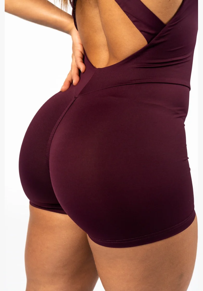 NEBBIA • NEBBIA Tvarující fitness overal STRONG BEAUTY bordový • Nebshop.cz