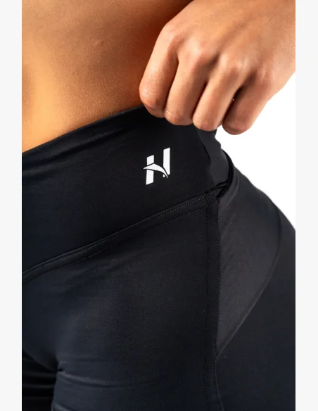 NEBBIA • NEBBIA Tvarující šortky s V-shaped pasem STRONG BEAUTY černé • Nebshop.cz