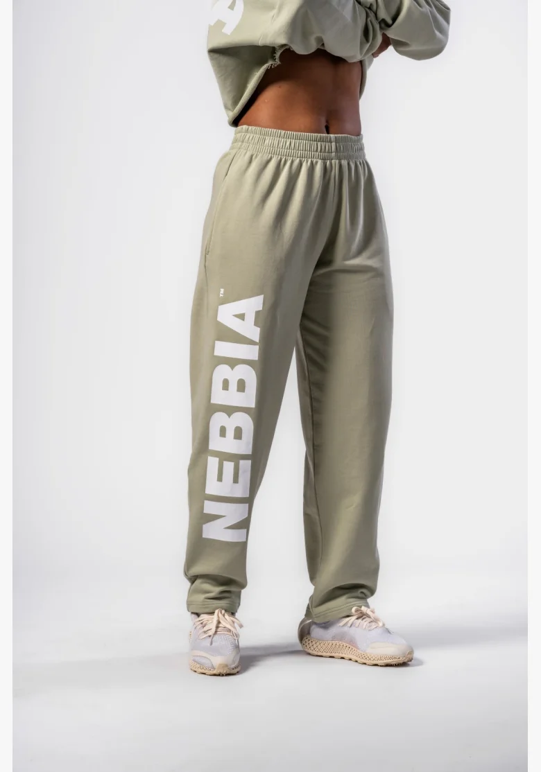 NEBBIA • NEBBIA Volné baggy tepláky BOYFRIEND STYLE světle zelené • Nebshop.cz