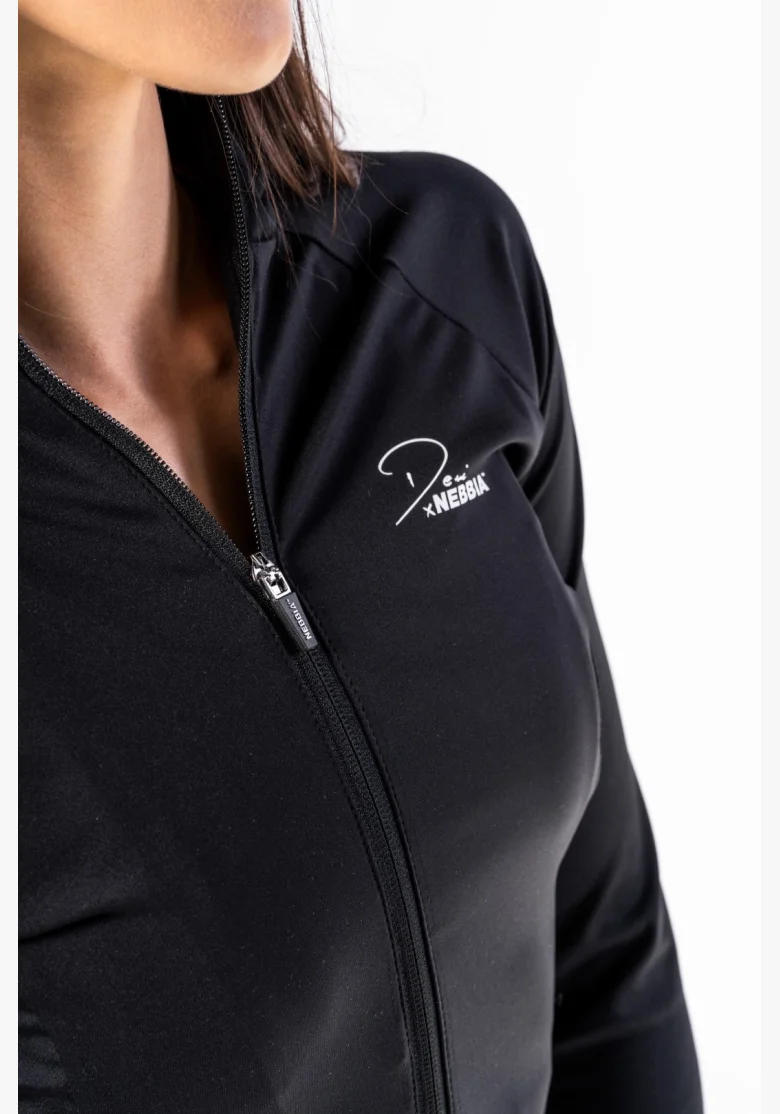 NEBBIA • NEBBIA Deni x NEBBIA Fitness tracktop na zip • Nebshop.cz