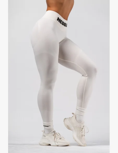 NEBBIA Bezešvé extra push-up legíny s vysokým pasem Flow Seamless krémové