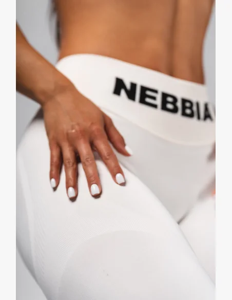 NEBBIA Bezešvé extra push-up legíny s vysokým pasem Flow Seamless krémové