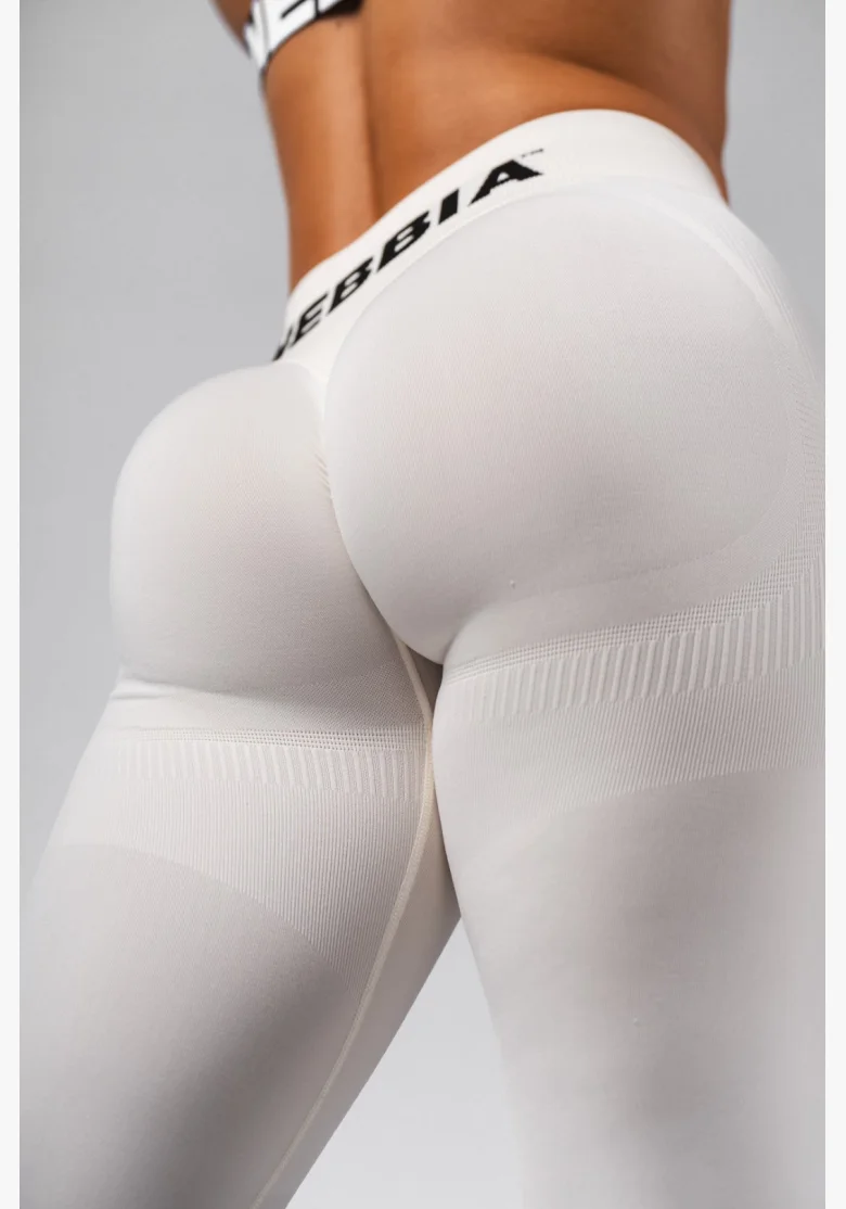 NEBBIA Bezešvé extra push-up legíny s vysokým pasem Flow Seamless krémové