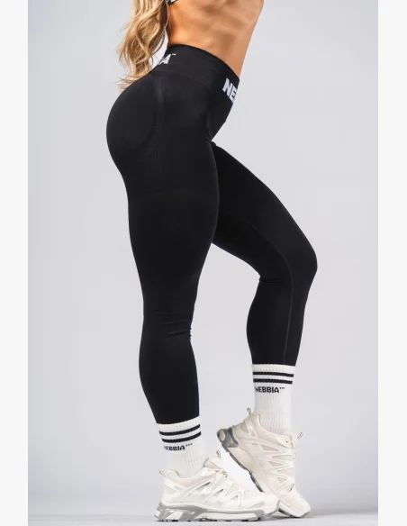 NEBBIA Bezešvé extra push-up legíny s vysokým pasem Flow Seamless černé