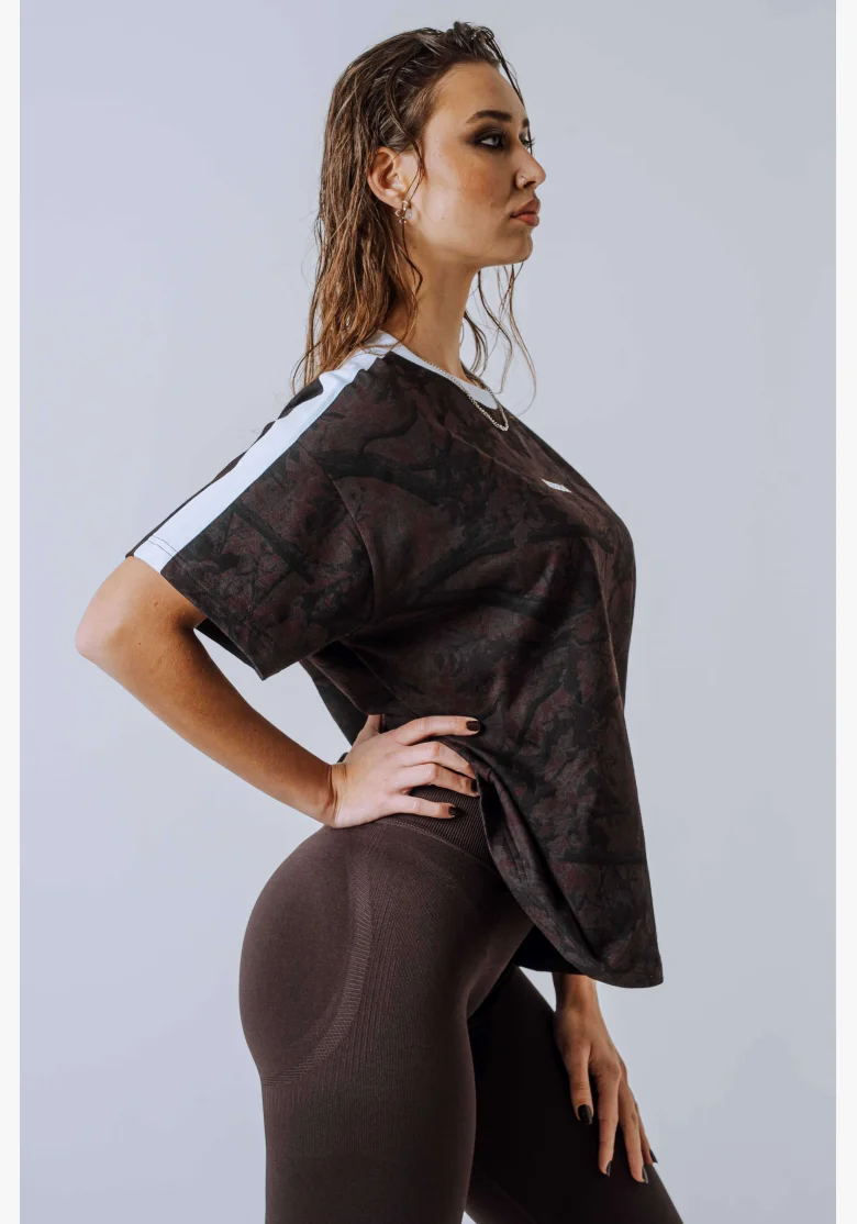 NEBBIA Relaxed fit tričko POWER camo hnědé