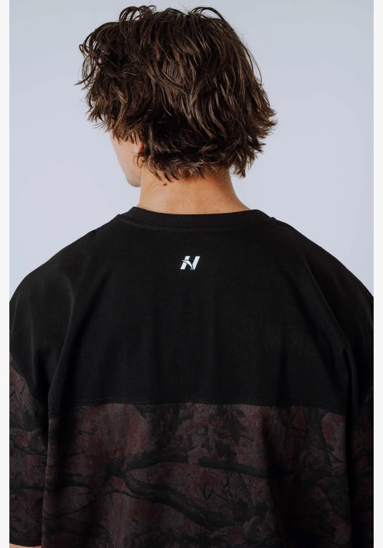 NEBBIA Oversized triko POWER camo tmavé