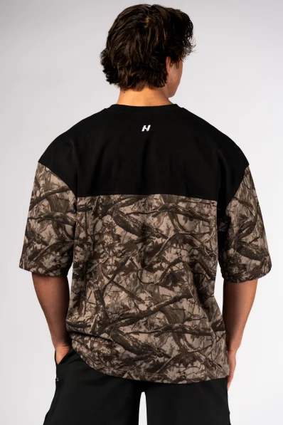 NEBBIA Oversized triko POWER camo bledé 2
