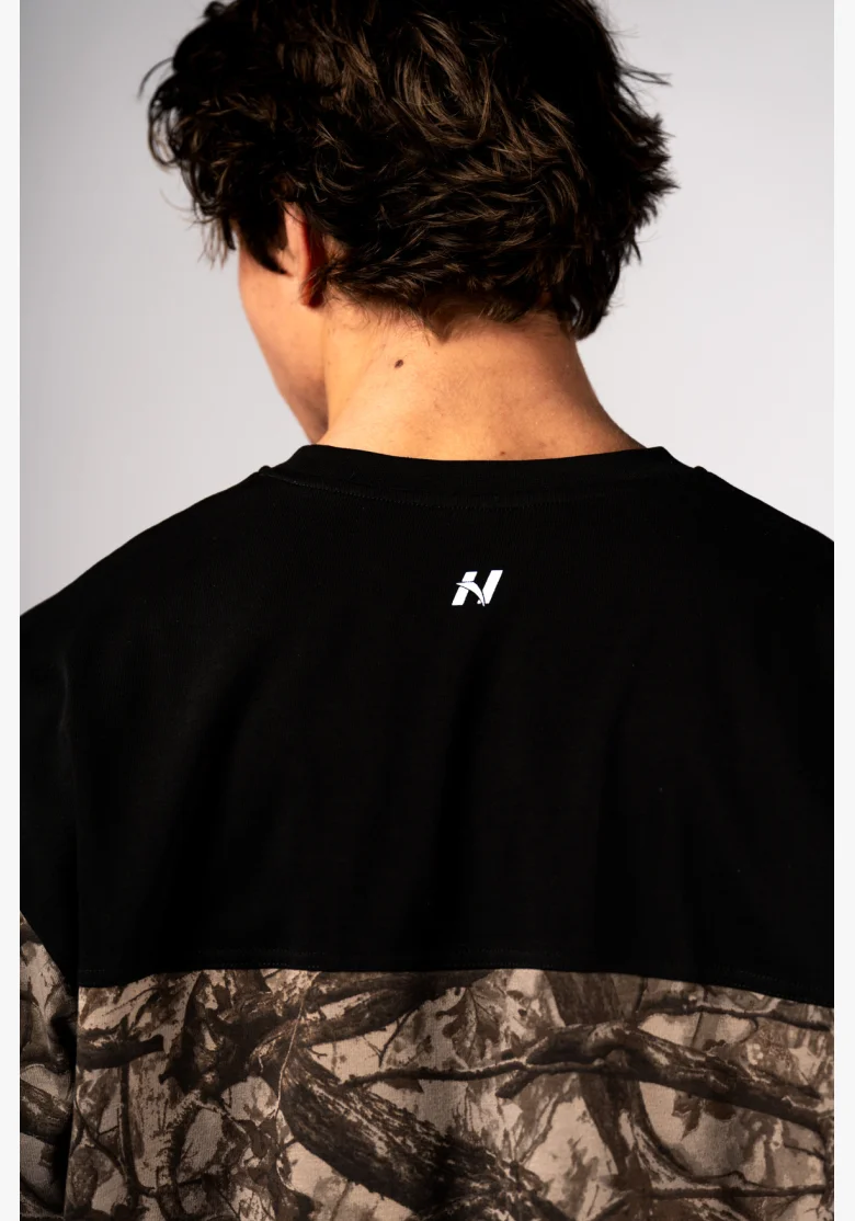 NEBBIA Oversized triko POWER camo bledé