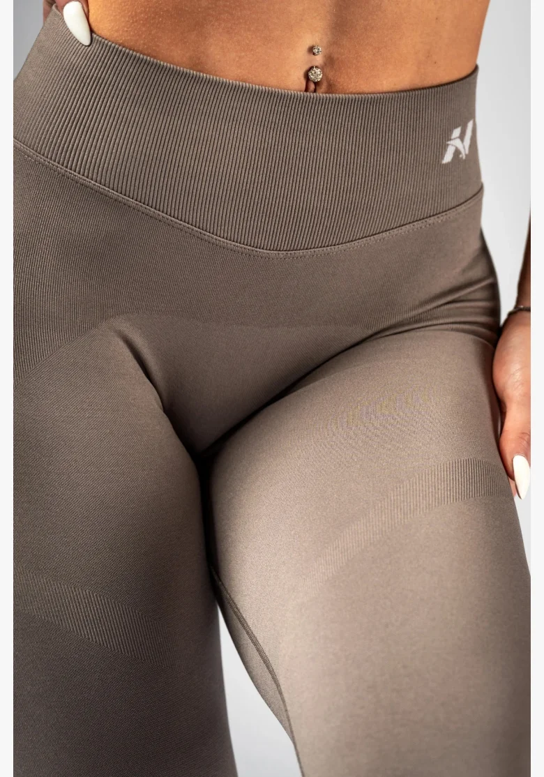 NEBBIA High-waist push-up legíny POWER béžové