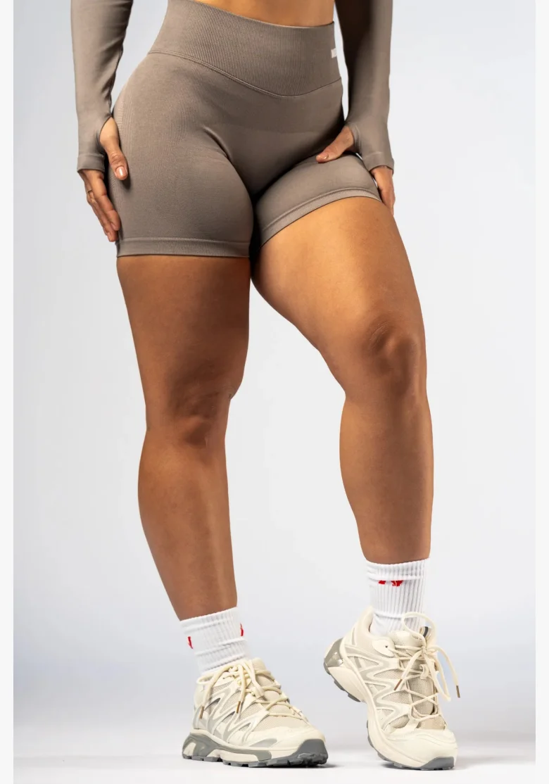 NEBBIA High-waist push-up šortky POWER béžové