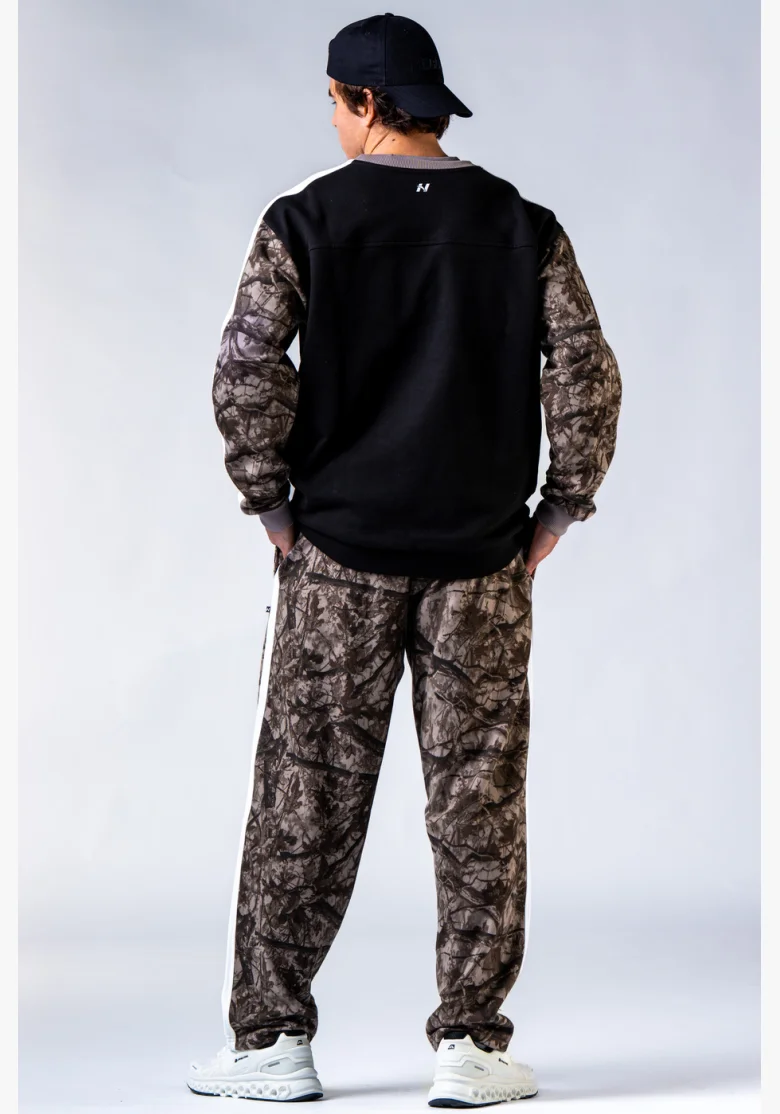NEBBIA Relaxed fit mikina POWER camo bledé