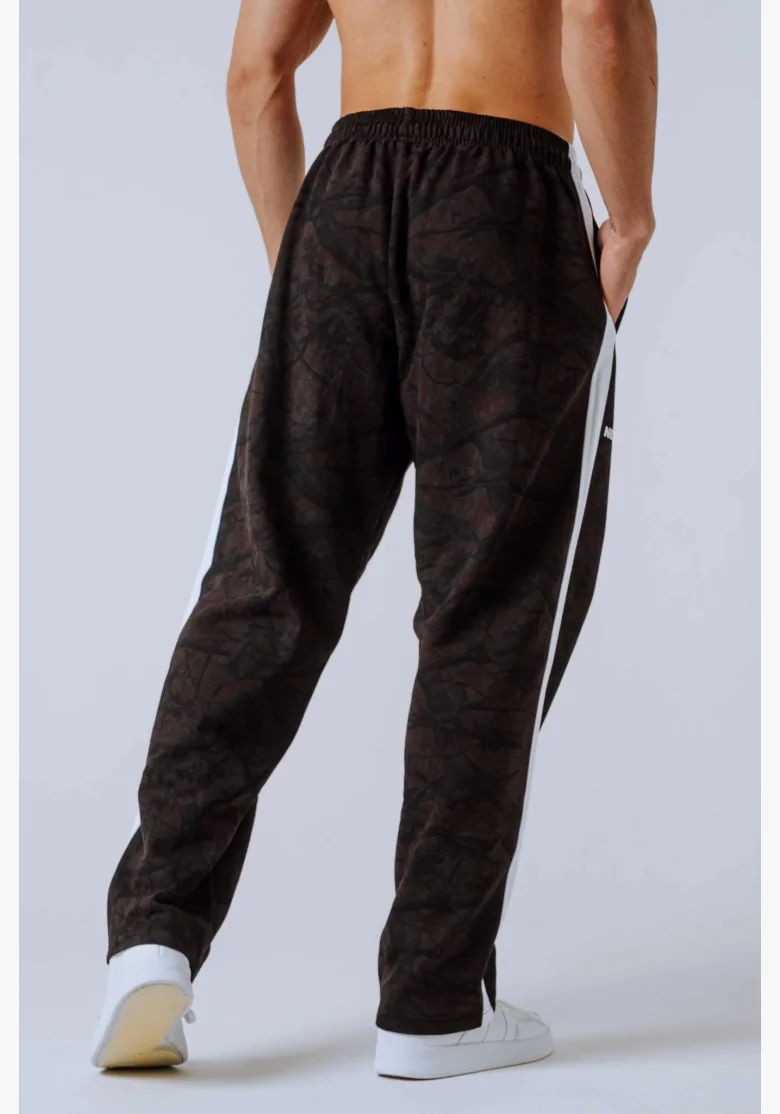 NEBBIA Relaxed fit tepláky POWER camo tmavé