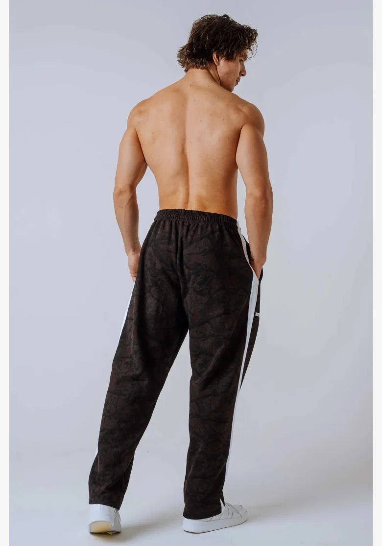 NEBBIA Relaxed fit tepláky POWER camo tmavé