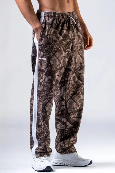 NEBBIA Relaxed fit tepláky POWER camo bledé 2