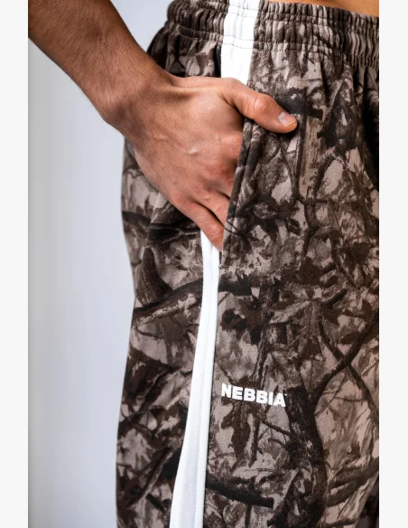 NEBBIA Relaxed fit tepláky POWER camo bledé
